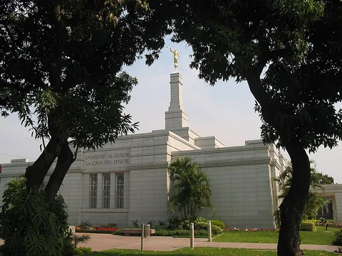 Asunción Paraguay Temple, exterior