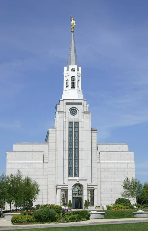 Boston Massachusetts Temple, exterior