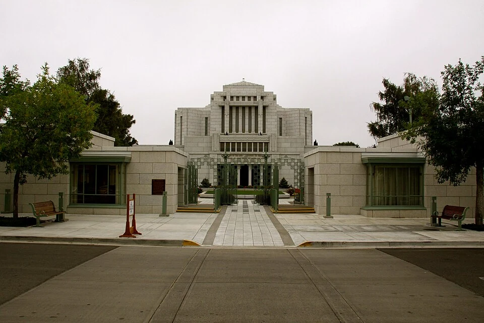Cardston Alberta Temple, exterior