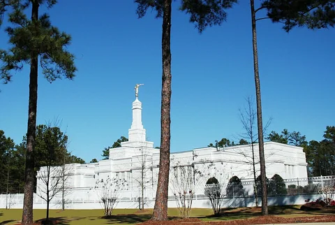 Columbia South Carolina Temple, exterior