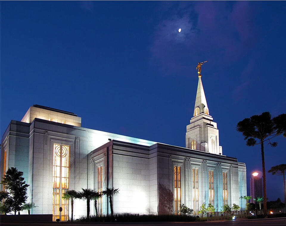 Curitiba Brazil Temple, exterior