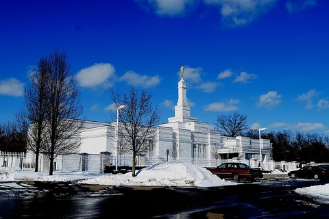 Detroit Michigan Temple, exterior