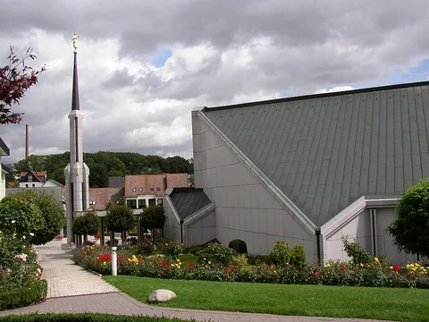 Frankfurt Germany Temple, exterior