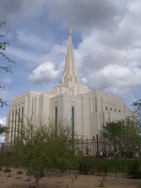 Gilbert Arizona Temple, exterior