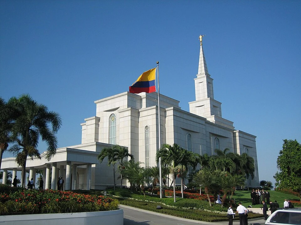Guayaquil Ecuador Temple, exterior