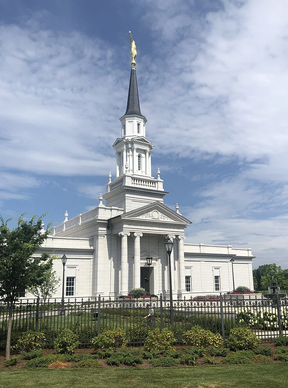 Hartford Connecticut Temple, exterior