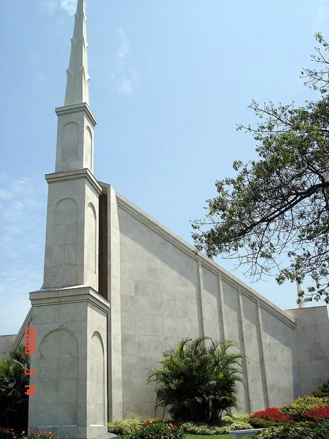 Lima Peru Temple, exterior
