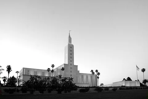 Los Angeles California Temple, exterior