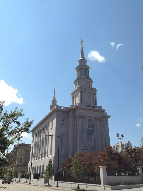 Philadelphia Pennsylvania Temple, exterior