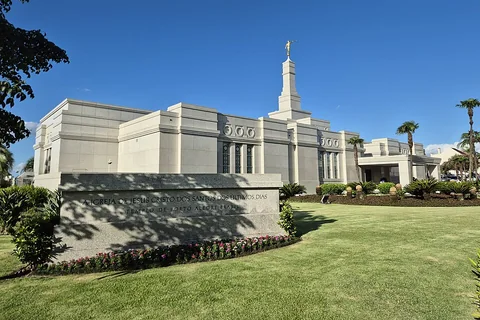 Porto Alegre Brazil Temple, exterior