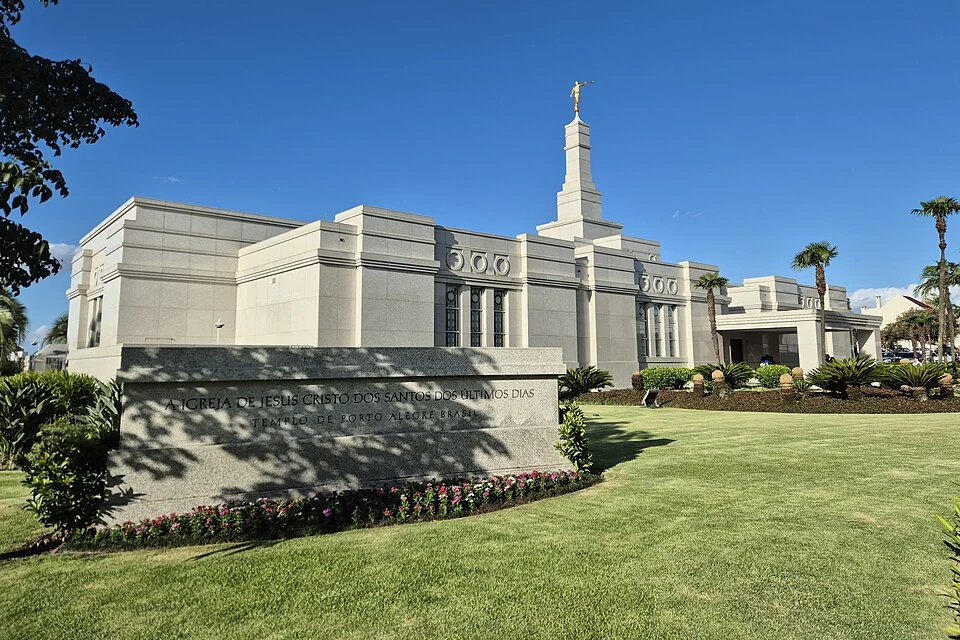 Porto Alegre Brazil Temple, exterior