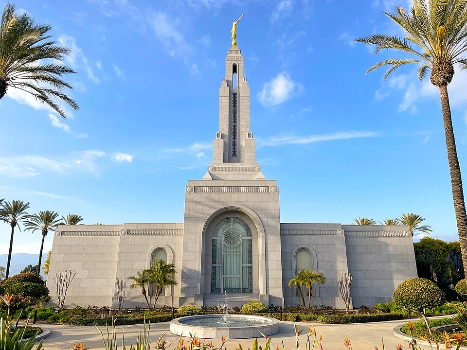 Redlands California Temple, exterior