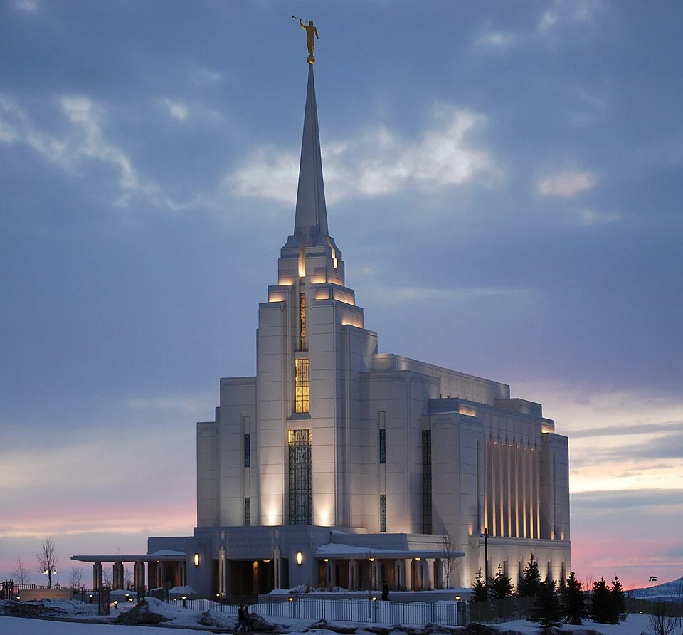 Rexburg Idaho Temple, exterior
