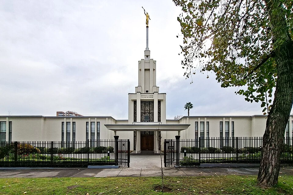 Santiago Chile Temple, exterior