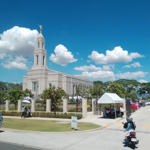 Urdaneta Philippines Temple, exterior